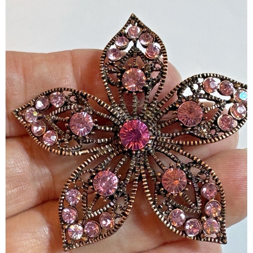 Vintage Style Pink Rhinestone Filigree Flower Brooch Antique Bronze Tone‎ 2in - Picture 3 of 6